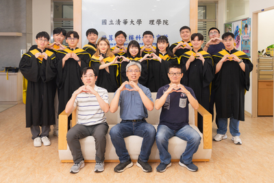 2024畢業生團照